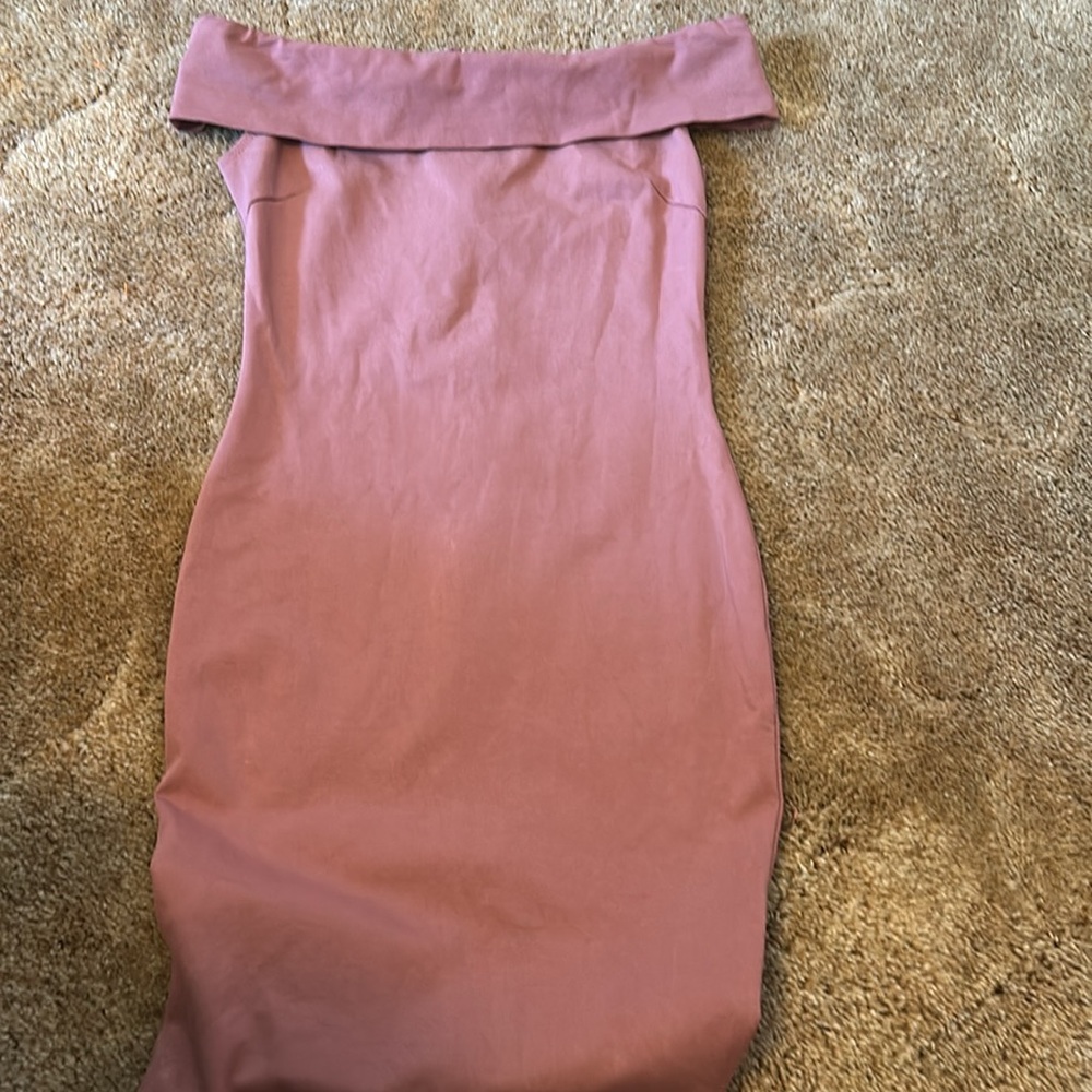 Cefian mauve stretch off shoulder form fitted knee length dress zip back size S - Picture 6 of 6
